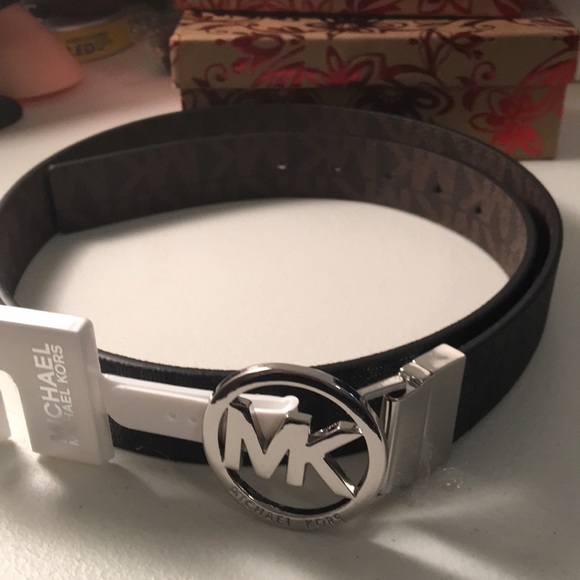 Michael Kors Accessories - Michael kors Double sided Reversible belt